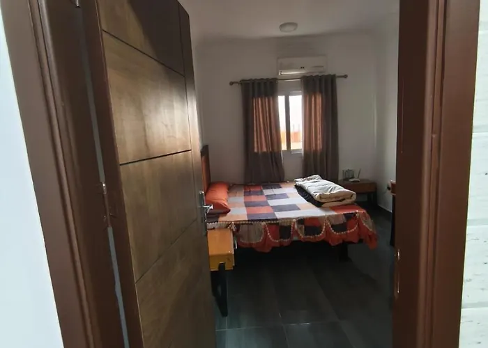 Rhein Apartman *